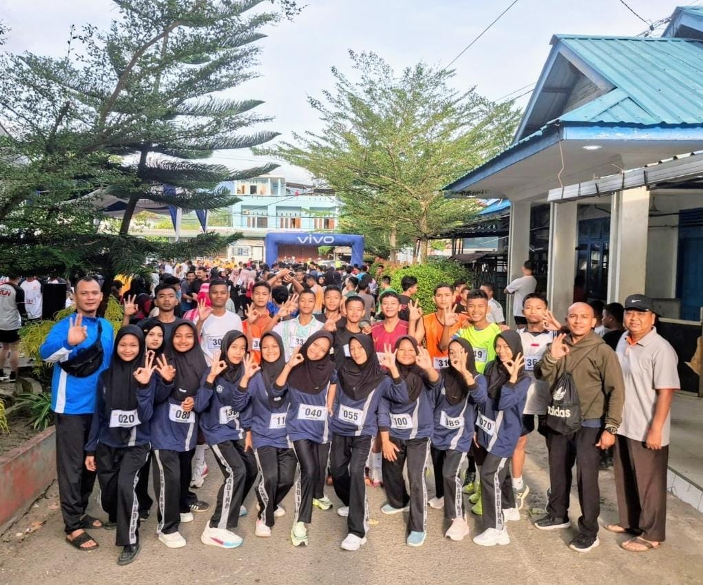 Partisipasi 21 Siswa MAN 3 Mandailing Natal dalam lomba lari 10k tingkat pelajar se-tabagsel