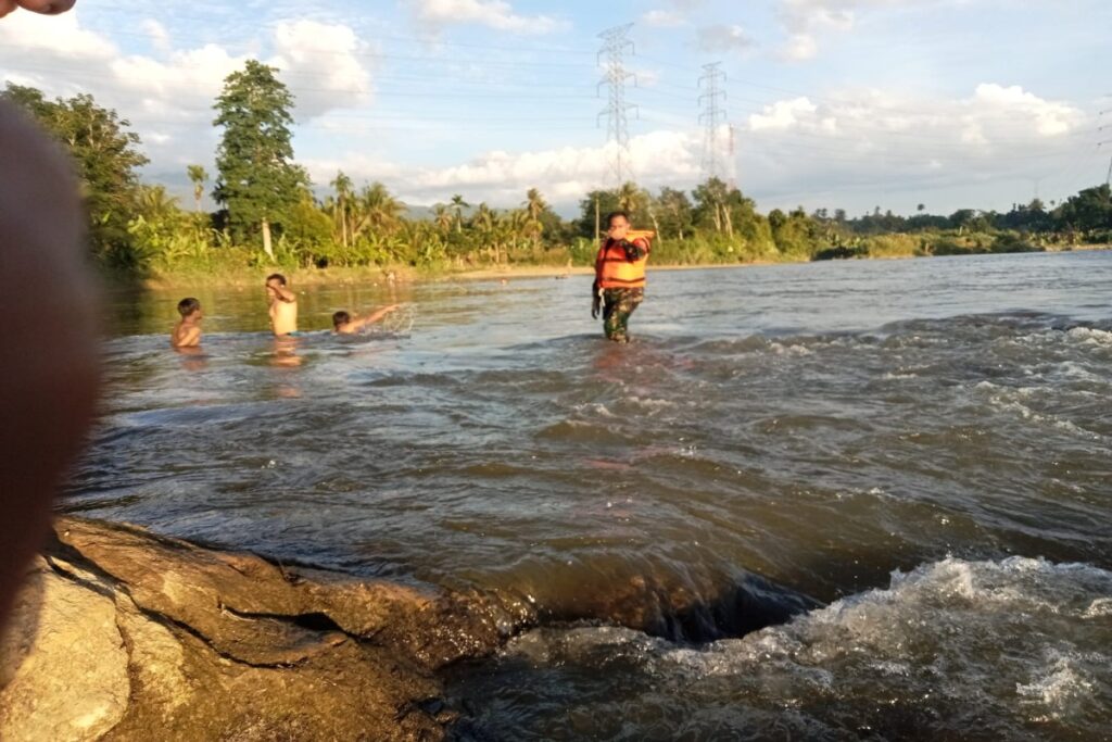 Gerakan Bersih Sungai Batang Gadis 2025: Warga Mandailing Natal Bersatu Jaga Lingkungan